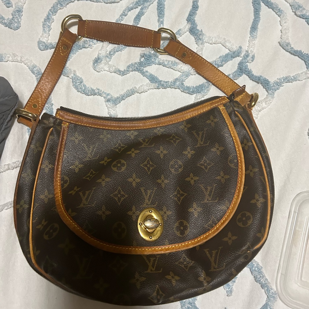 Authentic Lv Tulum Pm